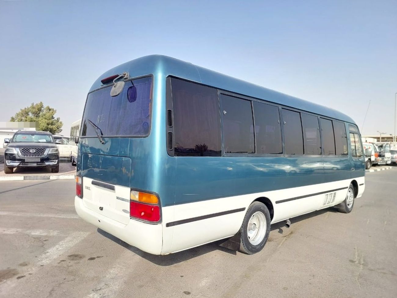 Toyota Coaster TOYOTA COASTER BUS 1997 RHD 4.1 L DIESEL AUTOMATIC (PM04890)