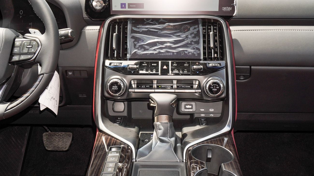 Lexus LX 600 3.5L V6