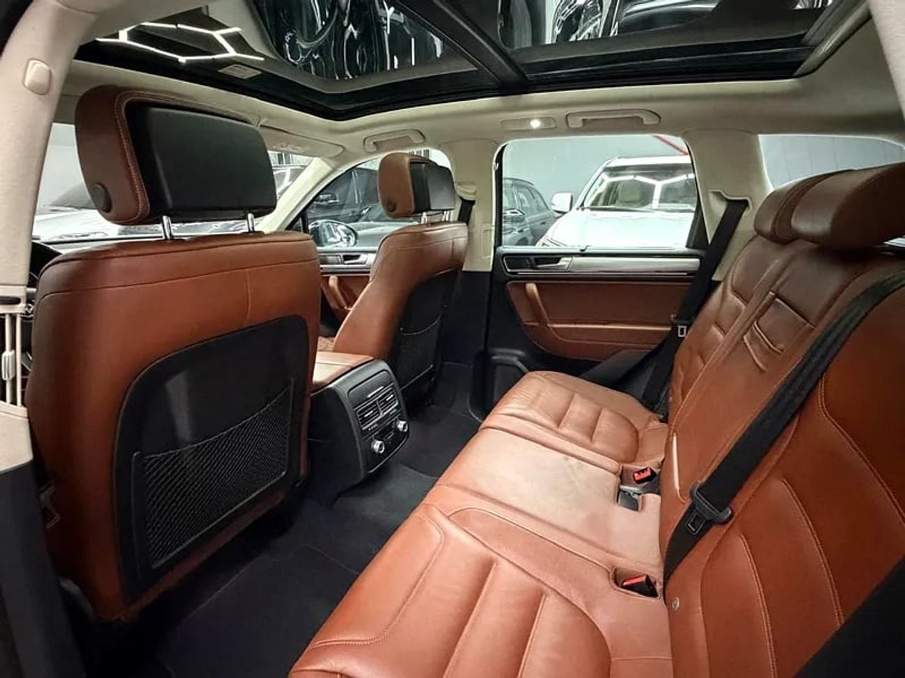 Volkswagen Touareg 1 Lay Owner | Full Agency Service History | R Line | GCC Specs