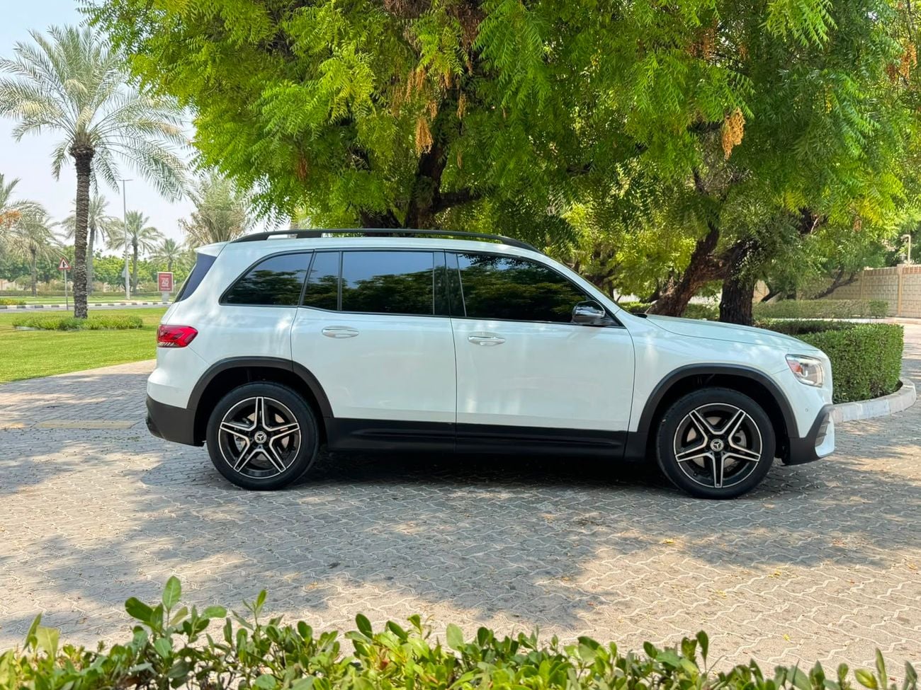 Mercedes Benz GLB250