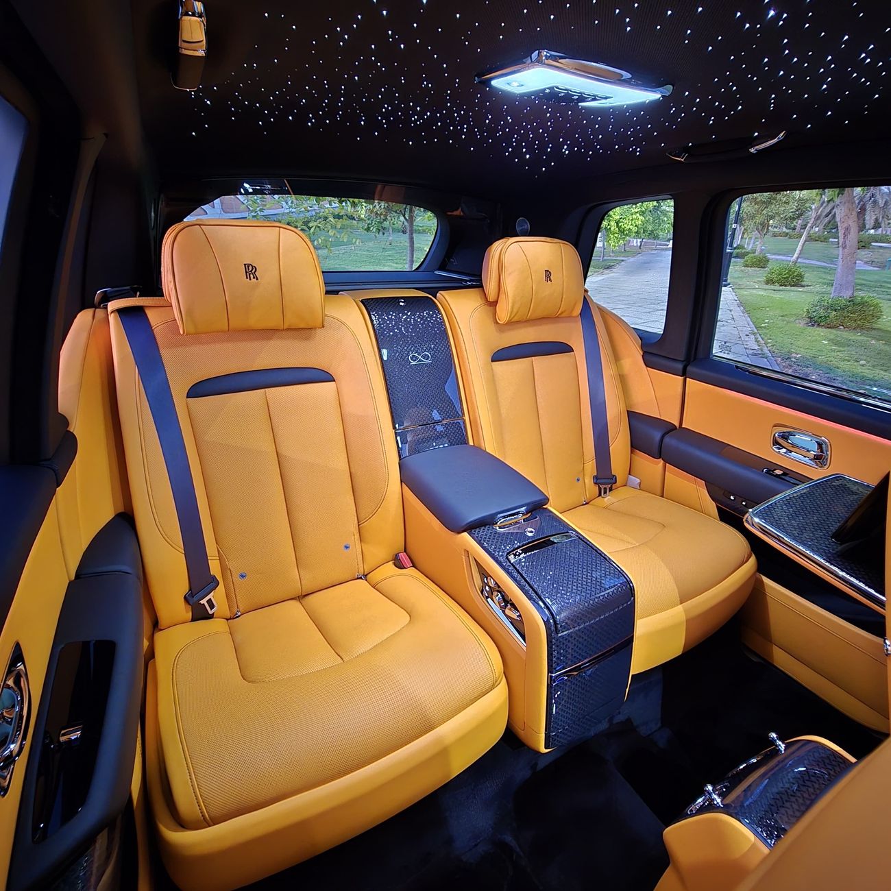 رولز رويس كولينان BLACKBADGE