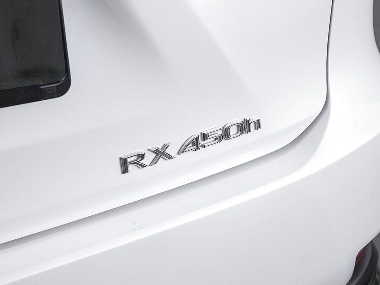 لكزس RX450h Prestige 3.5L (6 Seater)