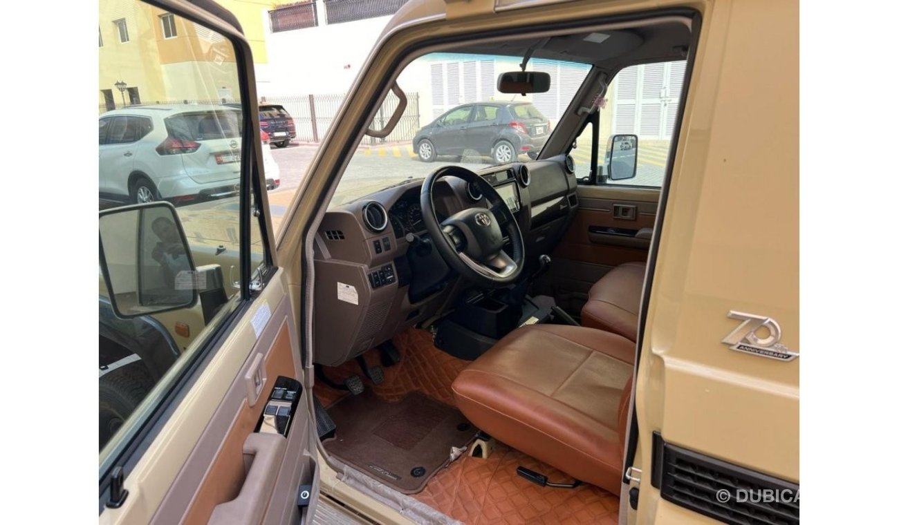 Toyota Land Cruiser Pick Up PICKUP 70th LX1 2022 TOYOTA LAND CRUISER PICK UP LX GCC CAMPING PACKAGE