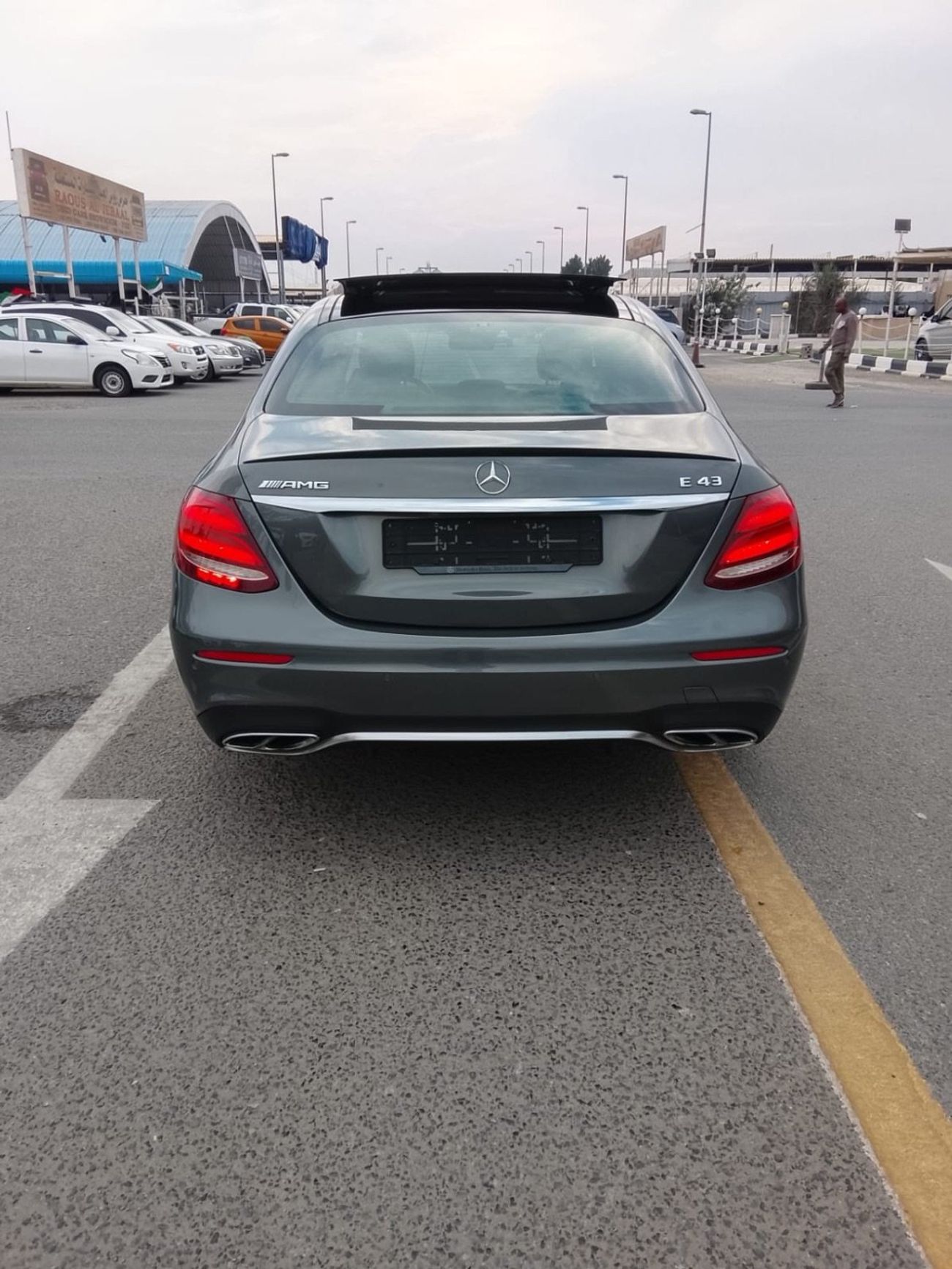 Mercedes-Benz E 43 AMG