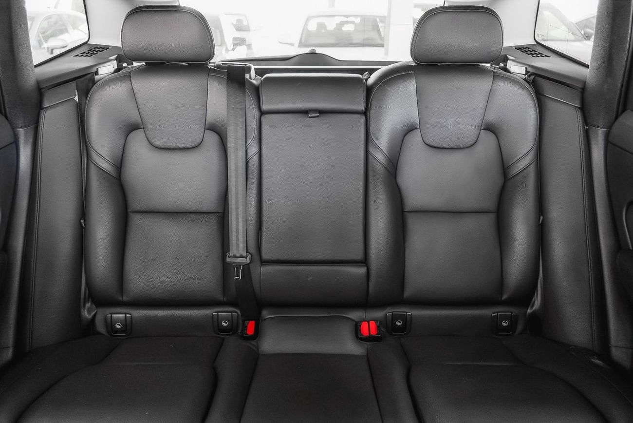 فولفو XC 60 CORE