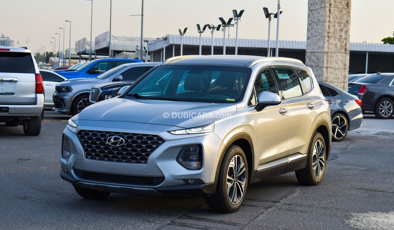 Used Hyundai Santa Fe Limited 2021 for sale in Dubai - 618668