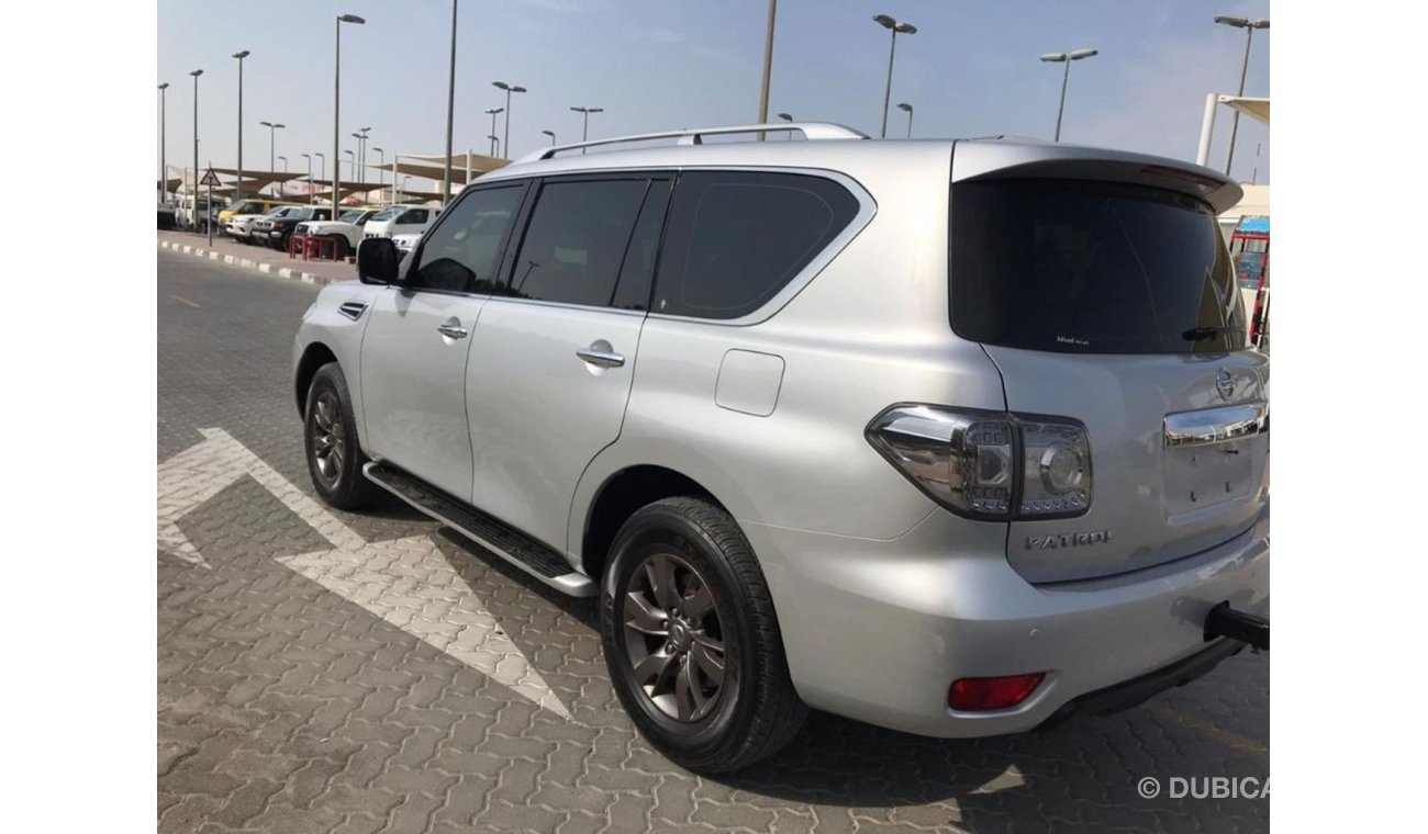 Nissan Patrol 2011 gcc full option very celen car