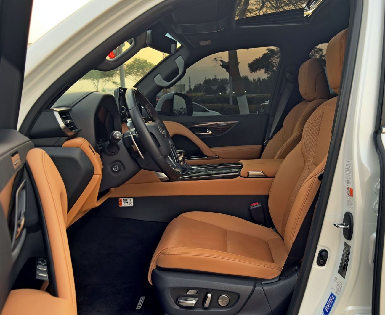 Lexus LX600 PRESTIGE