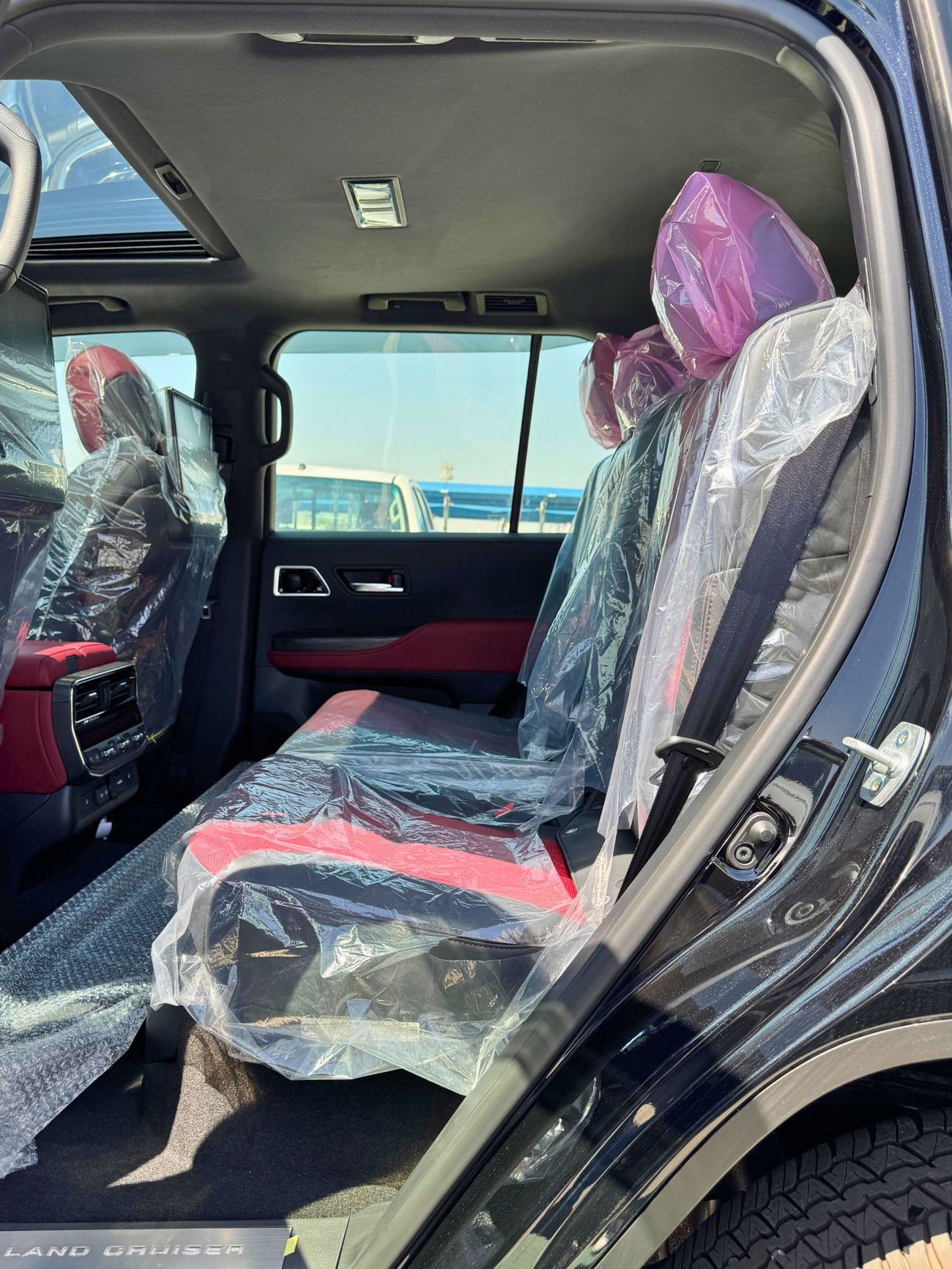 تويوتا لاند كروزر GR SPORT / 3.5L / PWR SEATS / 360* CAMERA / HEADUP DISPLAY / SUNROOF / FULL OPTION (CODE# GRS)