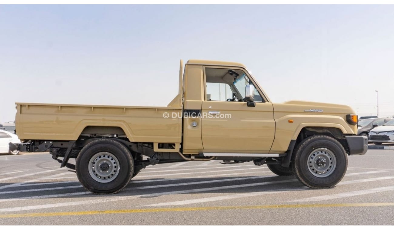 New Toyota Land Cruiser Pick Up 2024 Toyota LC79 4.0L petrol Manual