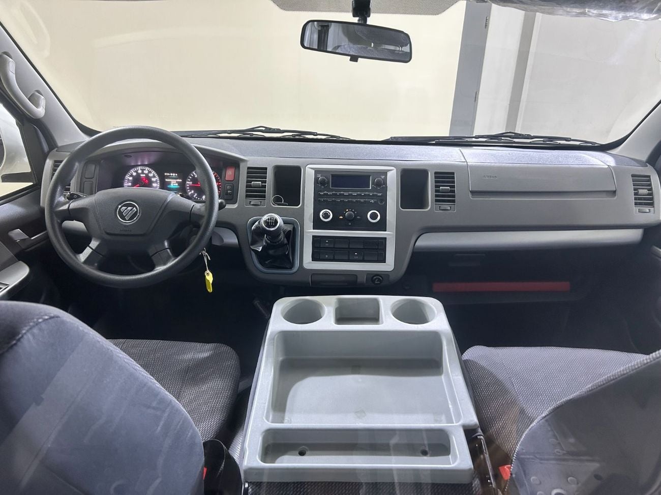 Foton View C Panel Van BJ5039 View CS2 Cargo Van HR MT Diesel / AL TAYER MOTORS / AL QOUZ SHOWROOM