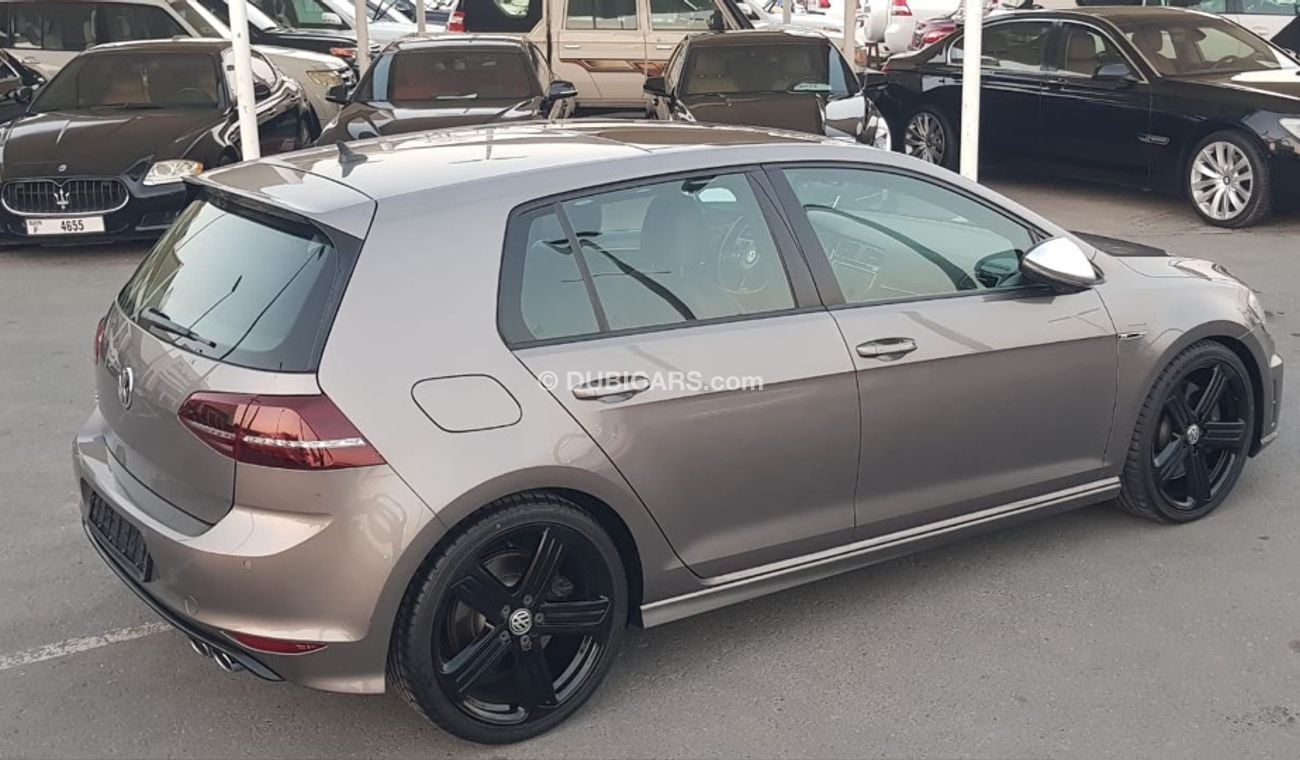 Volkswagen Golf Golf R model 2015 GCC car prefect condition full option low mileage sun  roof leather seats bac