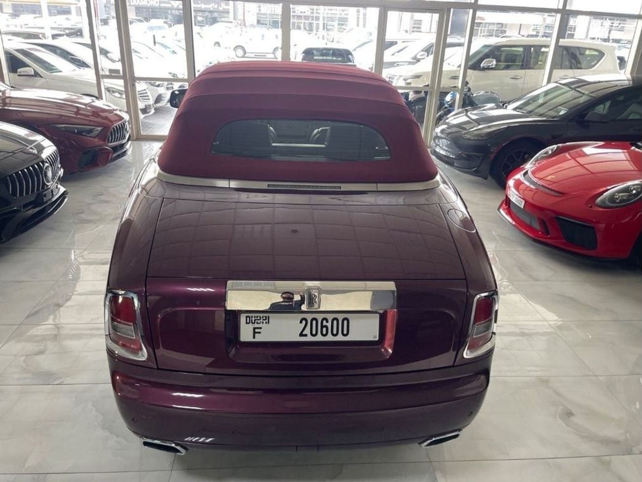 رولز رويس فانتوم Drophead 6.8L