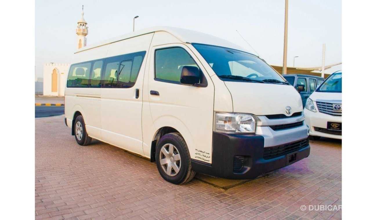 Toyota Hiace GL - High Roof LWB 2018 | TOYOTA HIACE | HIGH ROOF  | 13-SEATER 4-DOORS | GCC | VERY WELL-MAINTAINED