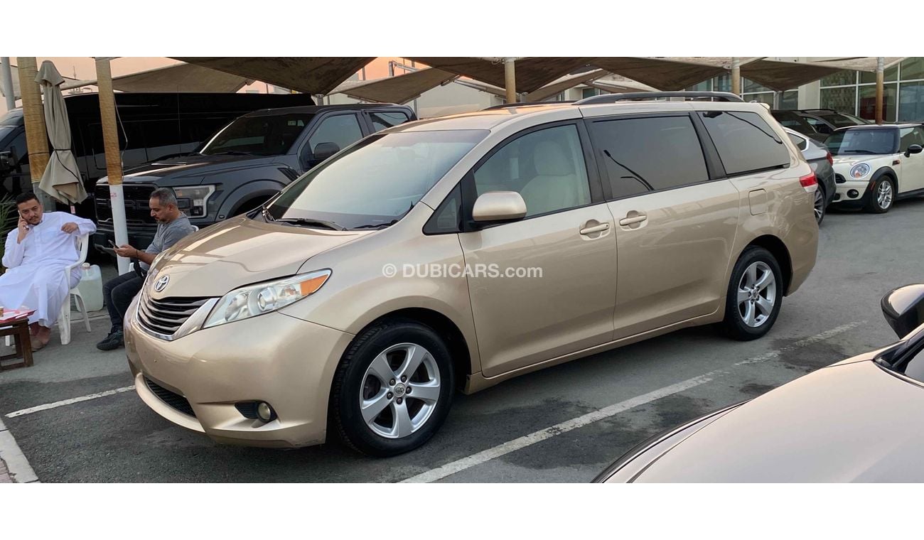 تويوتا سيينا