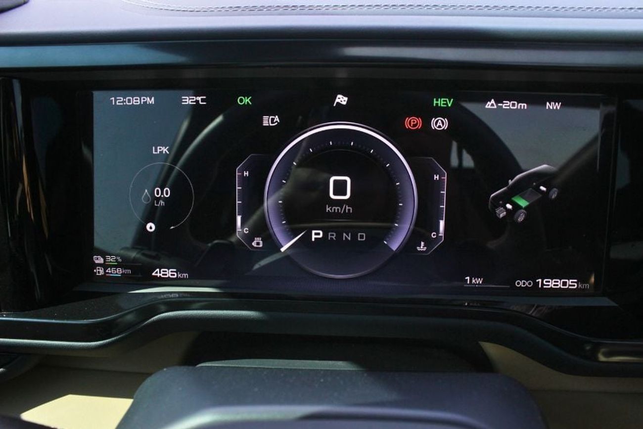 BYD Leopard 5 BYD Leopard 5 Flagship,05 Years Warranty & Service Contract Up to 50,000 Km from EVS