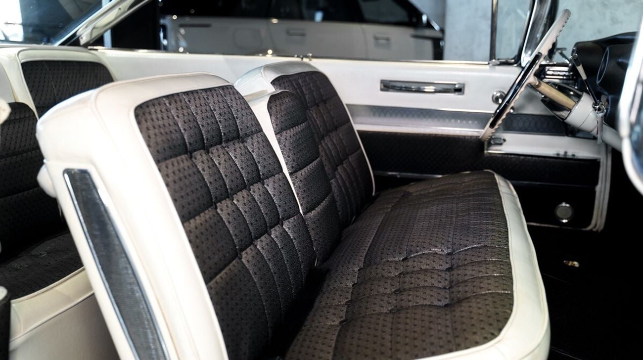 Cadillac Coupe Deville Coupe