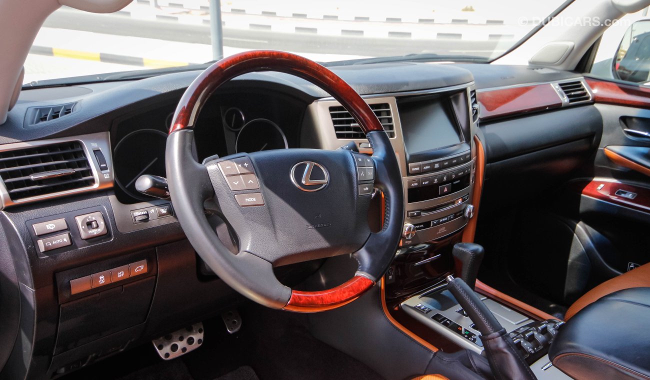 Lexus LX570 S