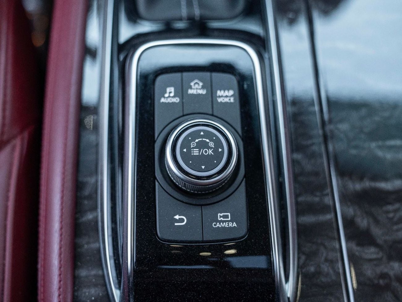 نيسان باترول AED 3,381 PM • PATROL SE PLATINUM • ONLY 45,000 KMS • OFFICIAL NISSAN WARRANTY UNTIL 2028 OR 100K KM