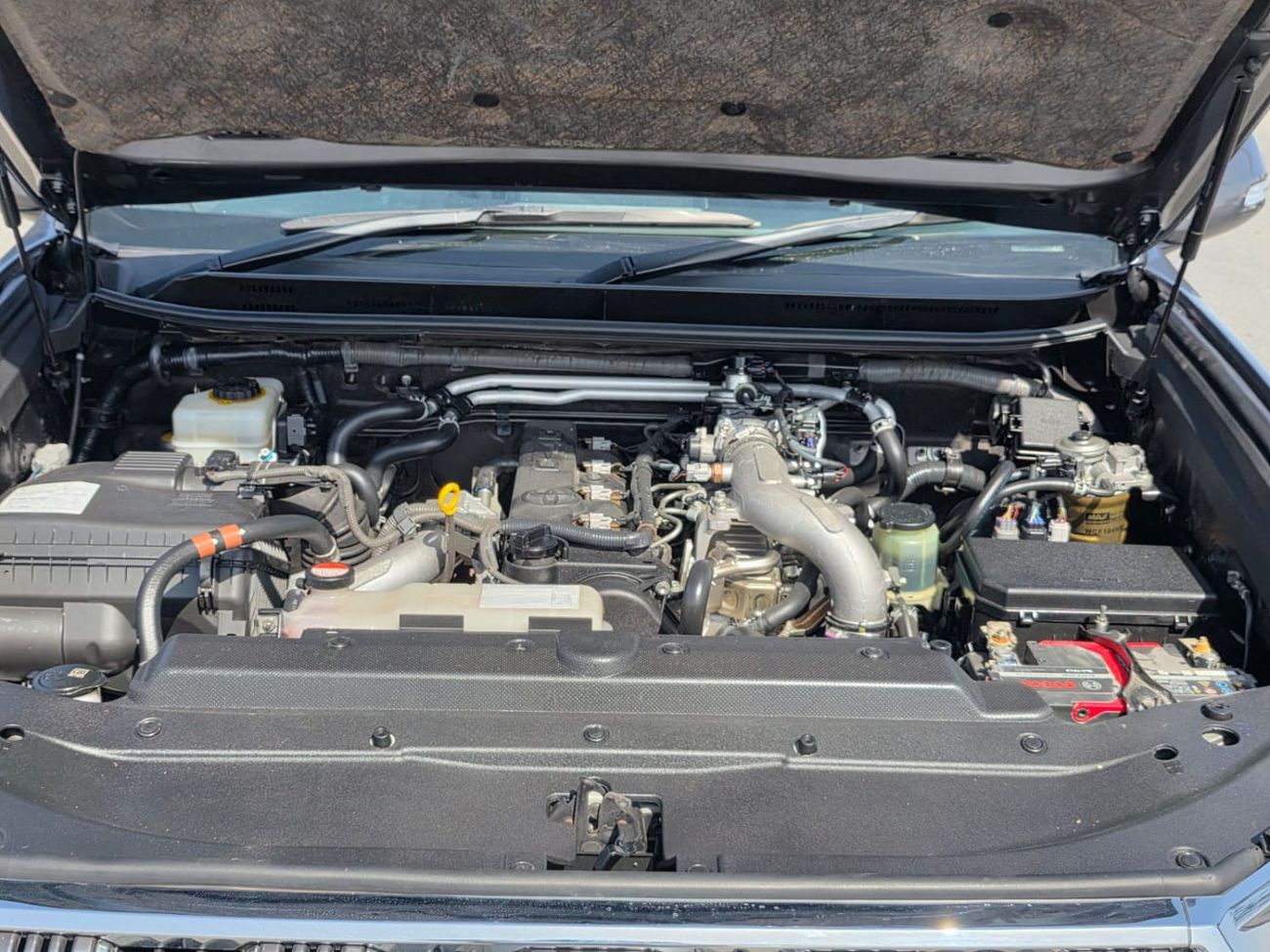 Toyota Prado RIGHT HAND DRIVE ONLY FOR EXPORT 2.8L 7 SEAT LEATHER ELECTRIC SEAT