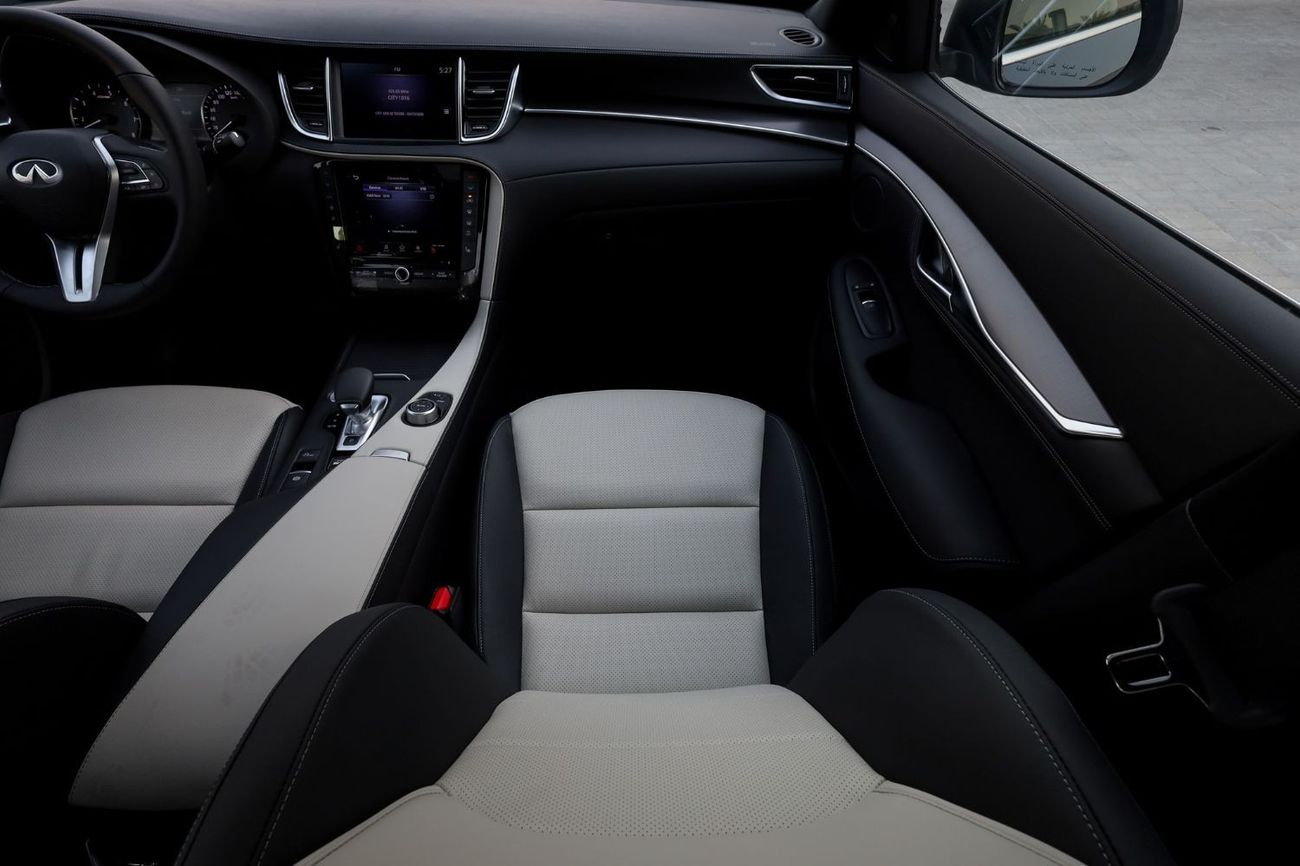 Infiniti QX55