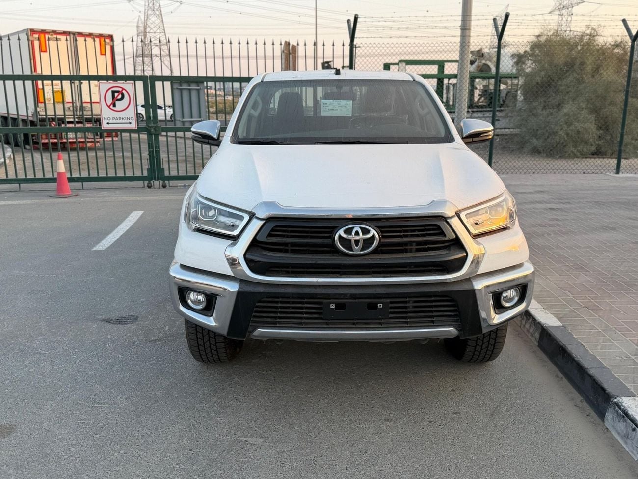 Toyota Hilux Hilux 2.7 AT 2025 GCC key start