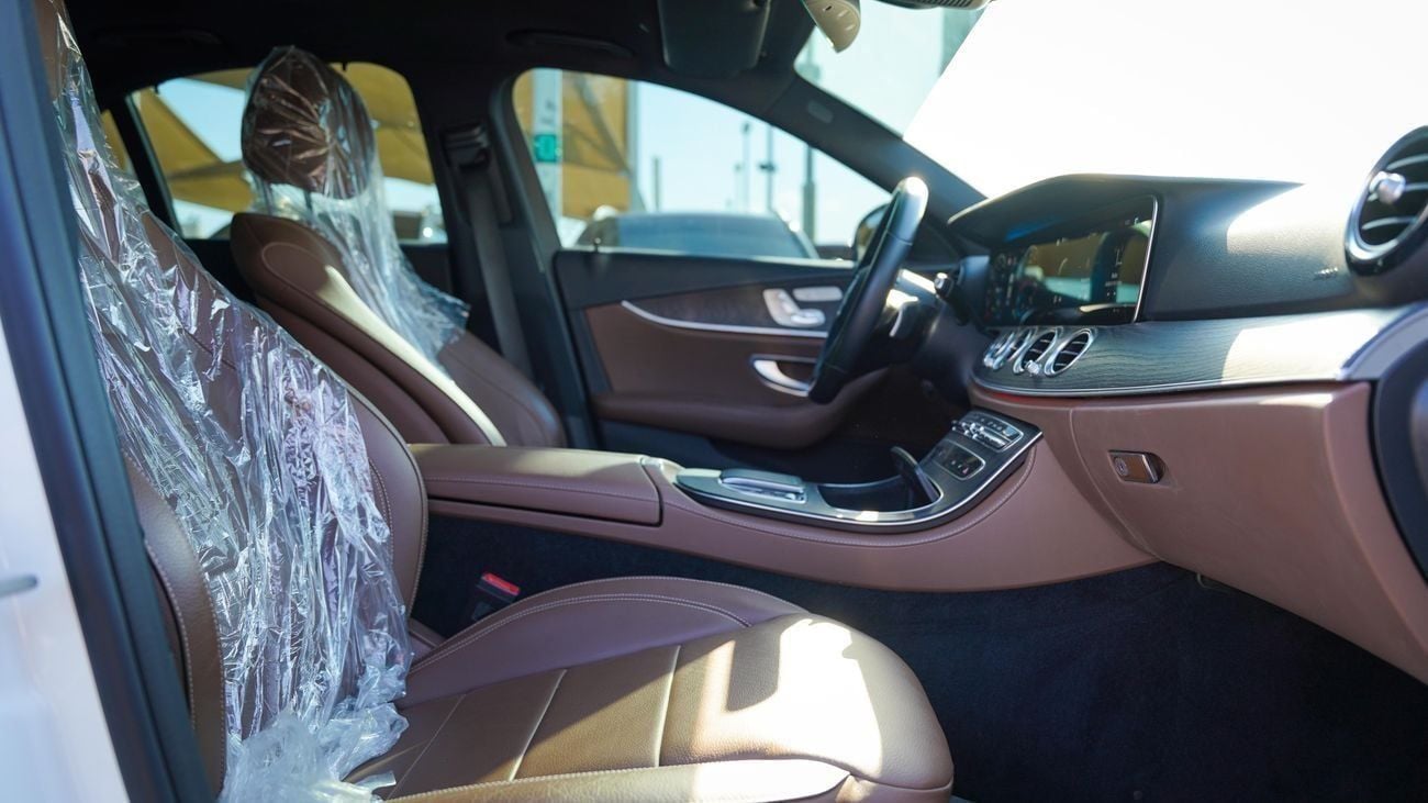 مرسيدس بنز E300 AMG