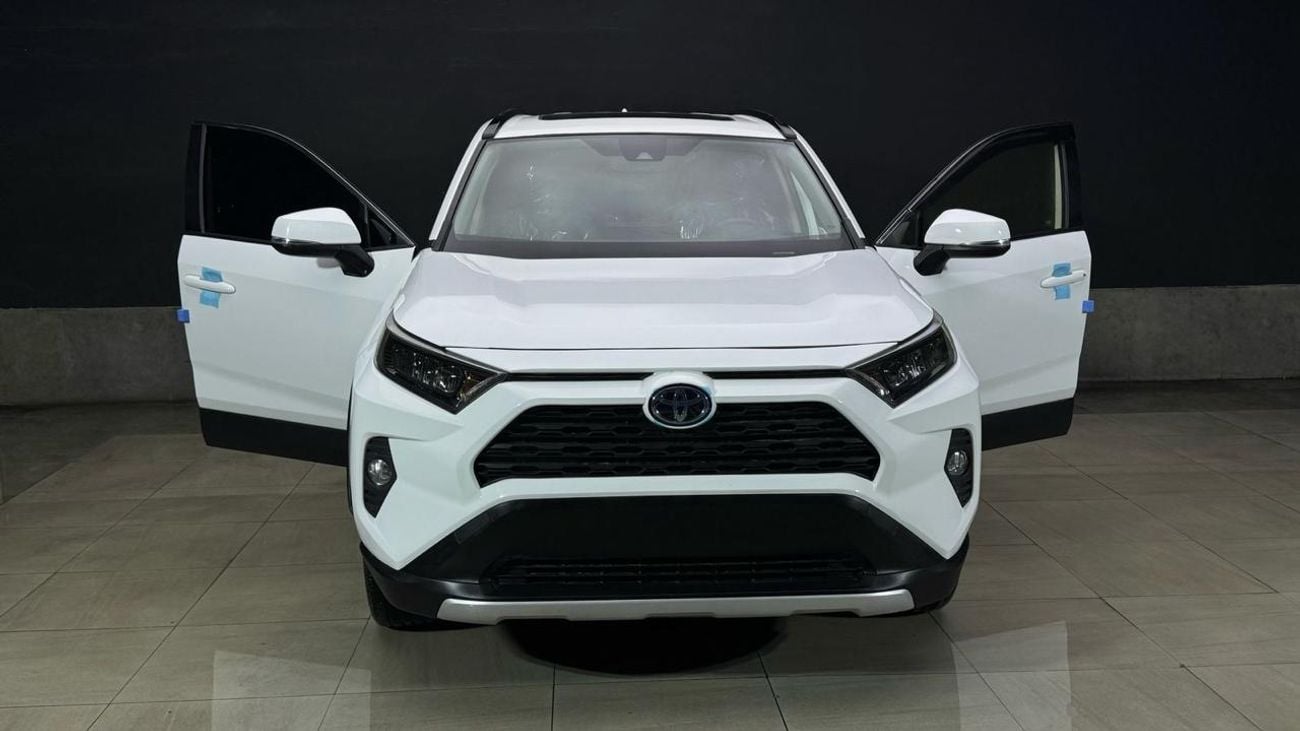 تويوتا راف ٤ XLE Full Option