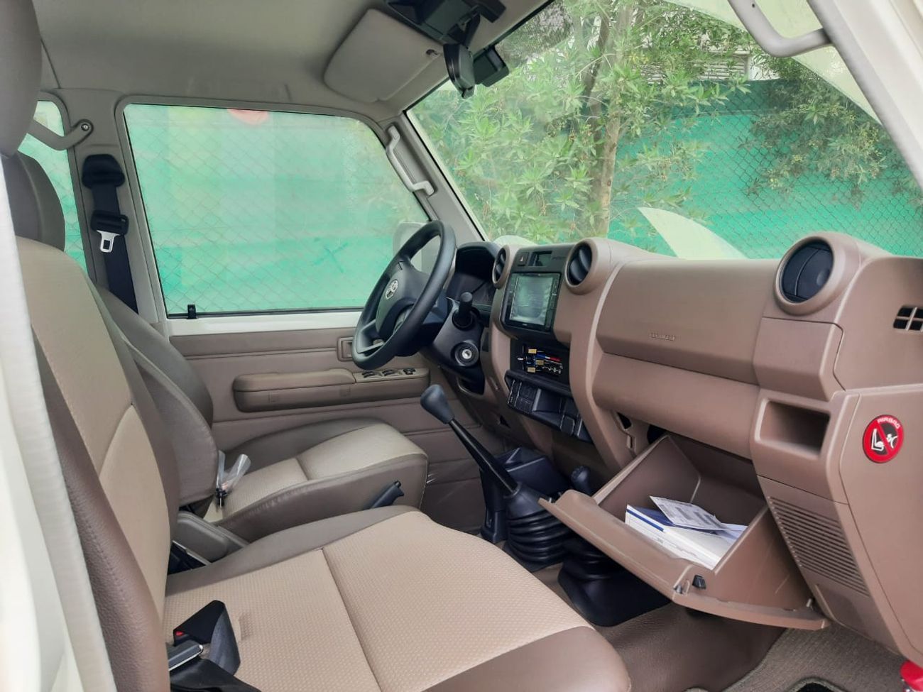 تويوتا لاند كروزر بيك آب 