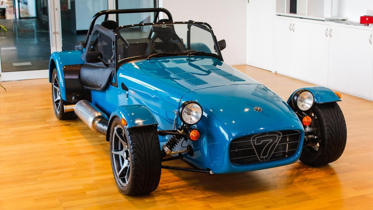 Caterham Seven 420R for sale AED 210,000. Blue, 2016