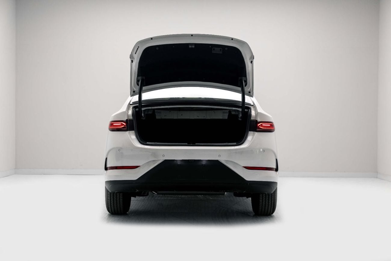 BYD QIN PLUS DM-i ID Lead Version 1.5L - White Inside Beige | Export Only