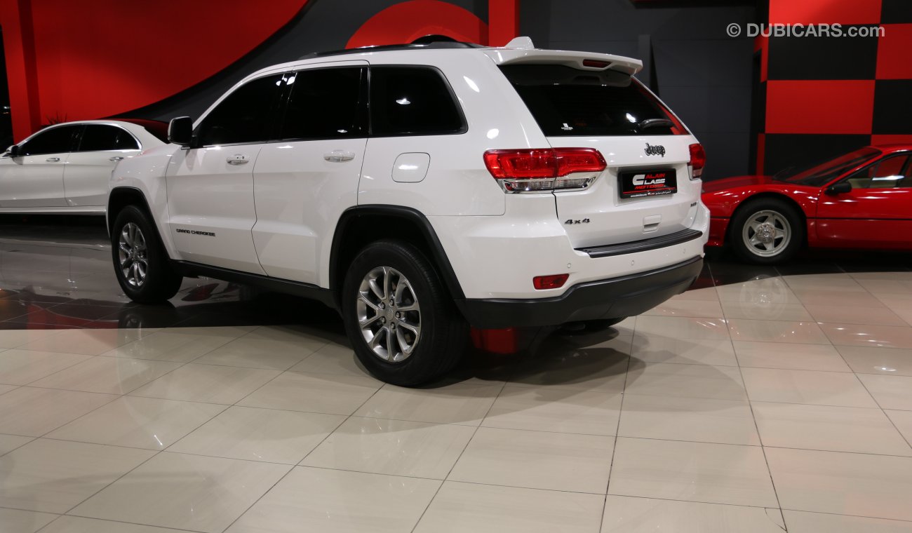 Jeep Grand Cherokee 4x4 LAREDO