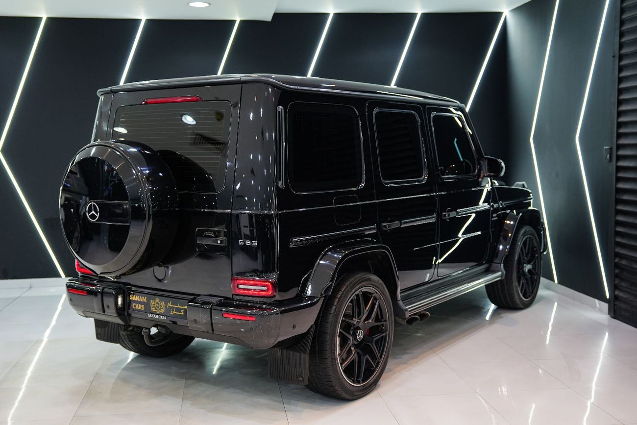 Mercedes-Benz G 63 AMG Night Package, Carbon Fiber Interior, GCC Specs!!