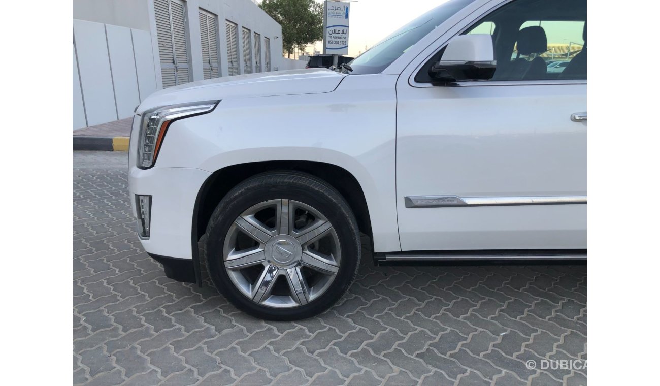 Cadillac Escalade GCC FULL OPTION