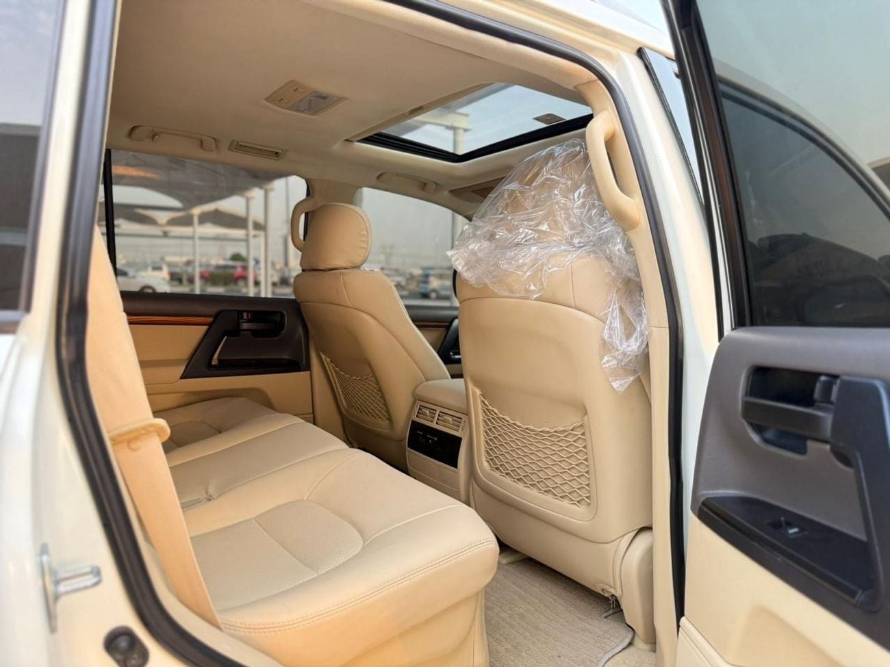 تويوتا لاند كروزر GXR 4.6L