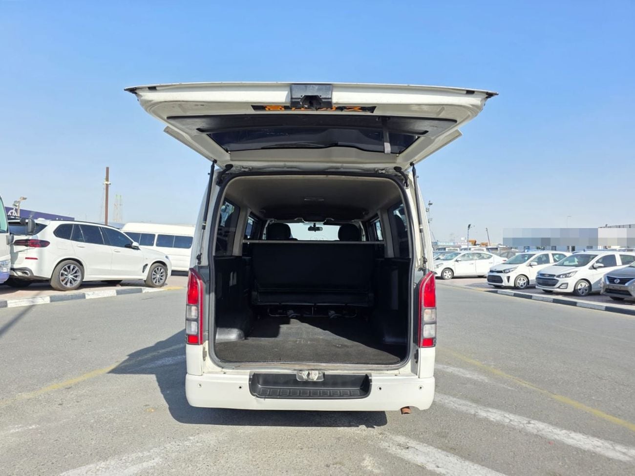 Toyota Hiace TOYOTA HIACE VAN RHD 2012 MODEL 2.0 L PETROL AUTOMATIC(PM58084)