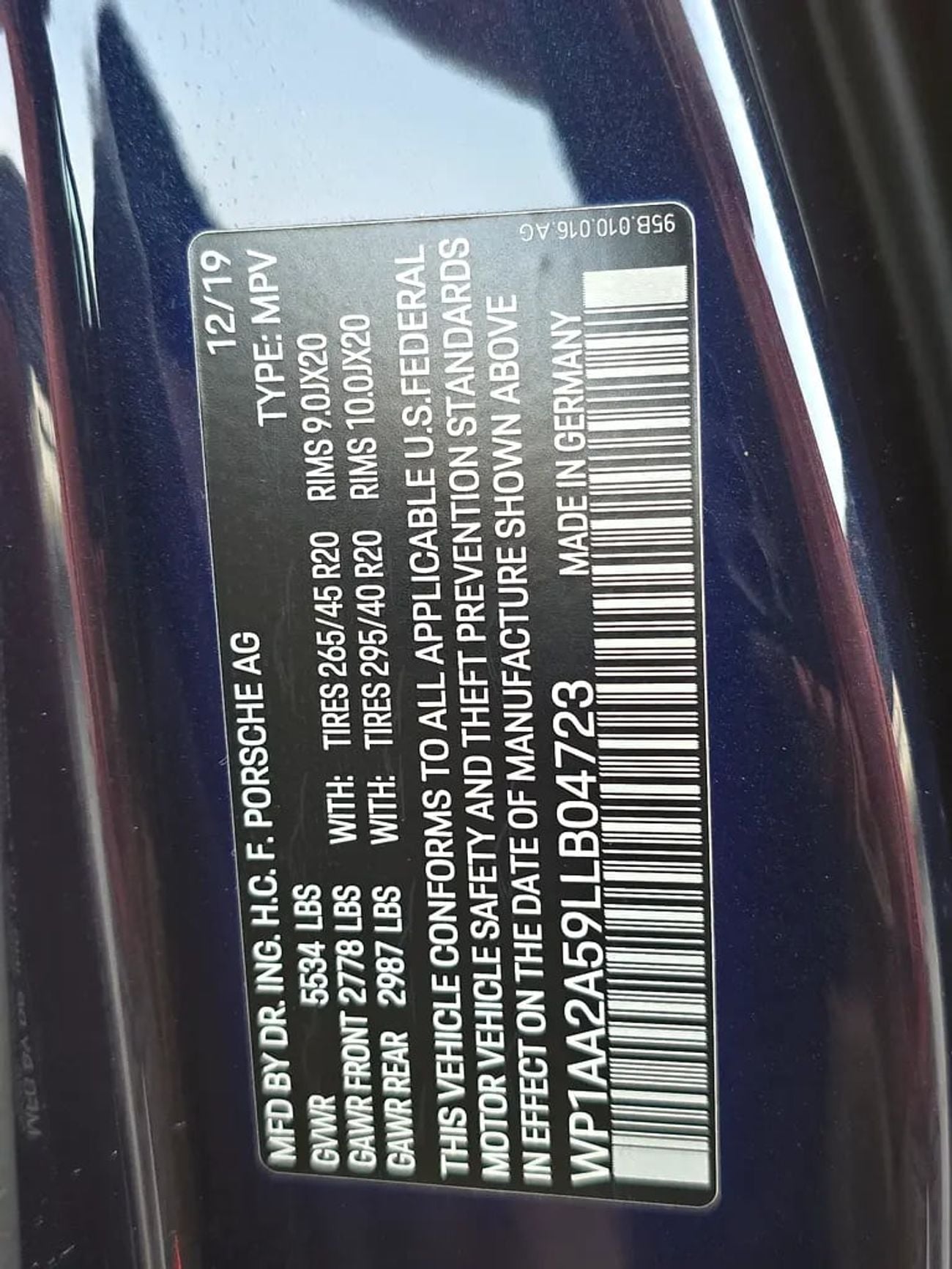 Porsche Macan Standard - American Specs