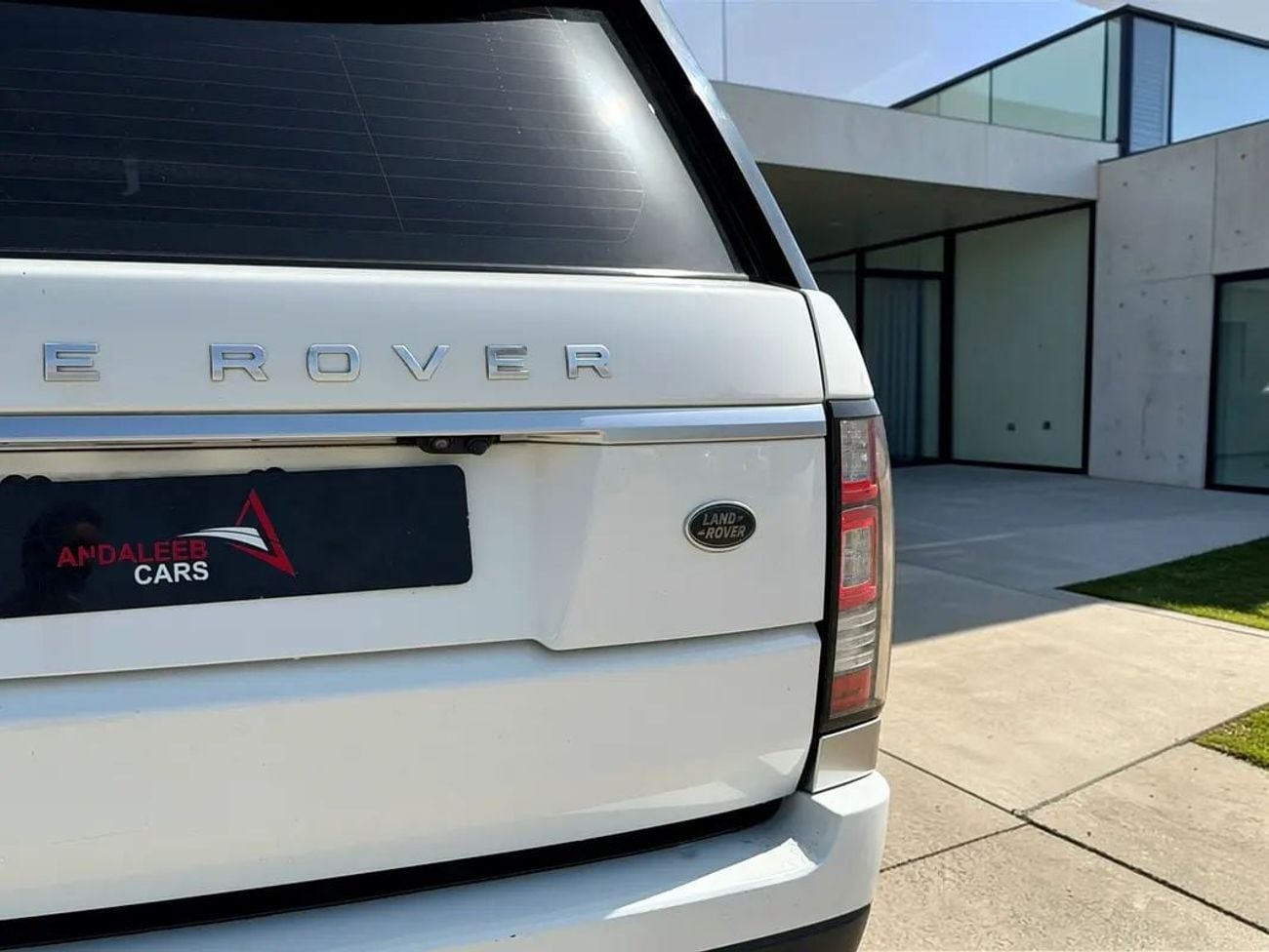 Land Rover Range Rover HSE RANGE ROVER HSE | 5.0L V8 | 4WD | GCC SPECS | 2016