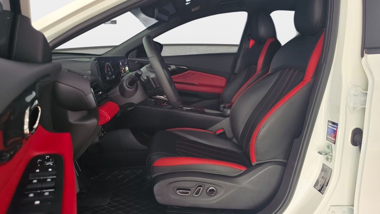 جي إي سي امباو GL (Full Option) | 2023 | 0% DP | AED 750 / Month | Gargash Warranty | Service History