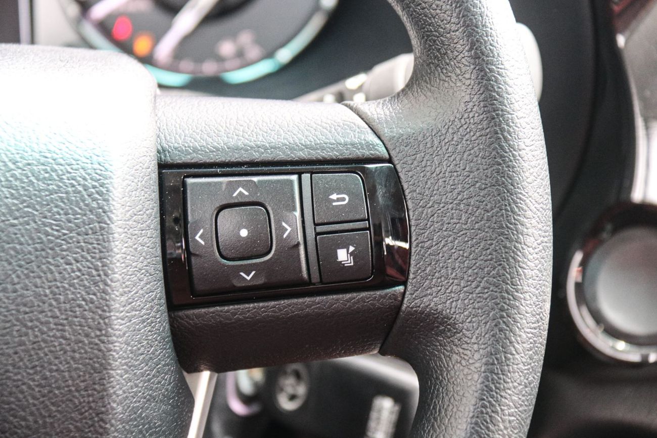 Toyota Hilux GLX 2.7L Double Cab Utility 4WD A/T Toyota Hilux 2.7L 4WD | Full | Petrol | Best Export Price