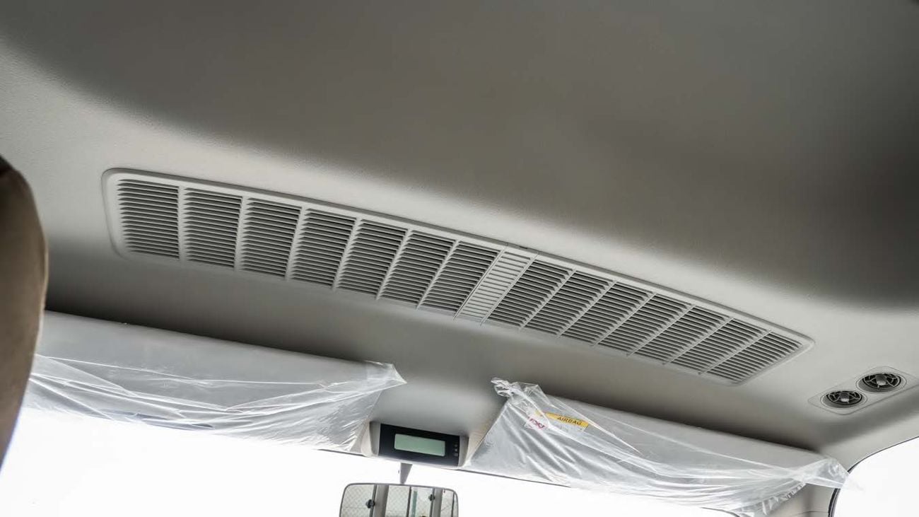 Toyota Coaster COASTER 23STR MT DSL 4.0(WHITE INSIDE MD GREY)25YM