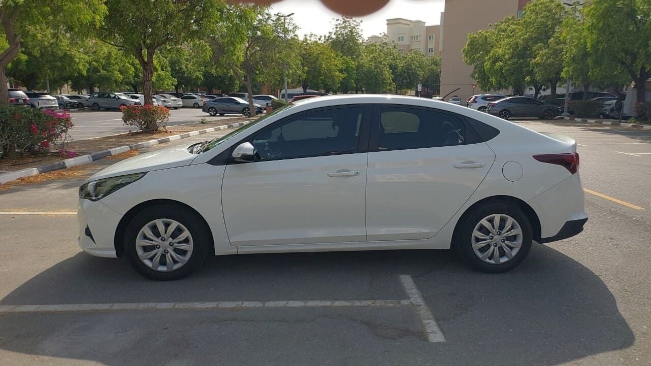 Hyundai Accent GL SMART PLUS