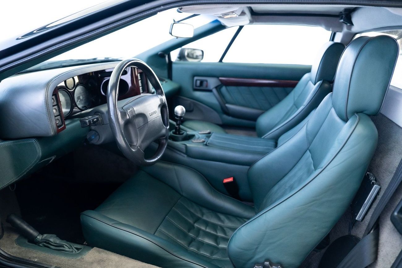 Lotus Esprit Lotus Esprit V8