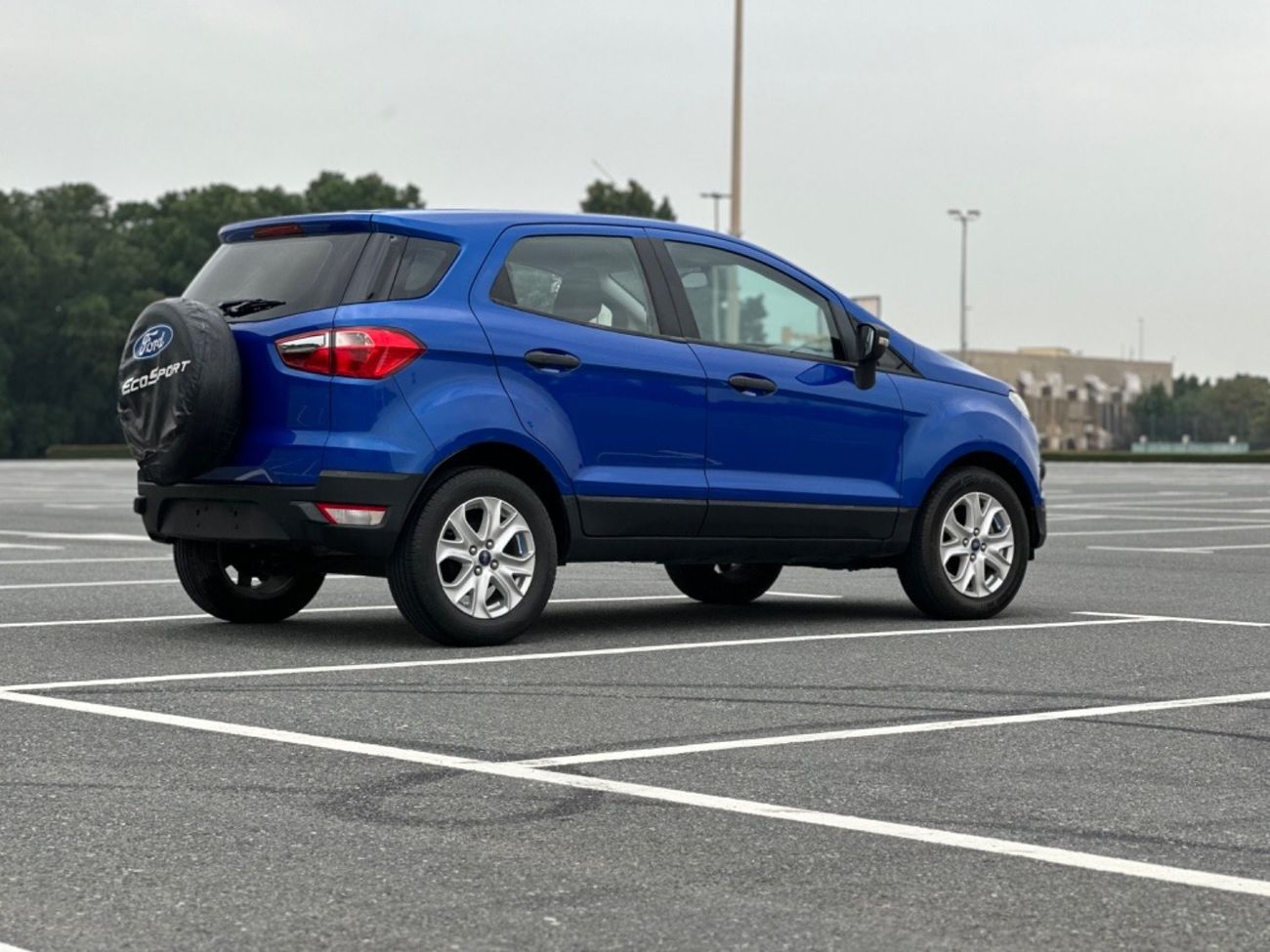 Ford EcoSport MODEL 2016 GCC CAR PERFECT CONDITION INSIDE AND OUTSIDE