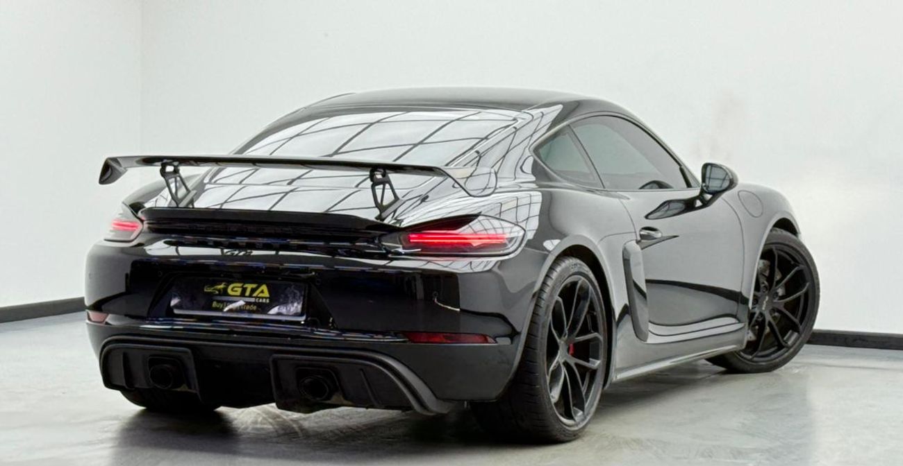 بورش كايمان 718 GT4 4.0L (414 HP) A/T 2023 Porsche 718 GT4 ,AL Nabooda Warranty ,Excellent Condition ,Korean