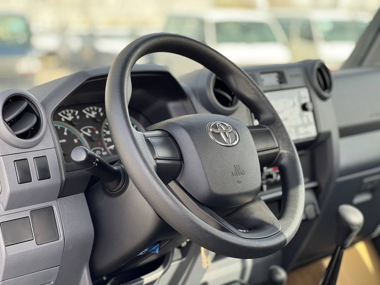 تويوتا لاند كروزر بيك آب LC79 S/C 4.2L DSL M/T // 2024 // STANDERD OPTION // SPECIAL OFFER // BY FORMULA AUTO // FOR EXPORT