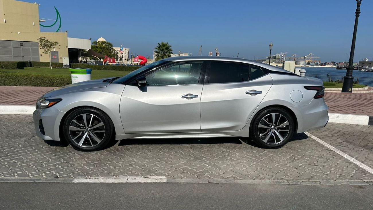 Nissan Maxima SV