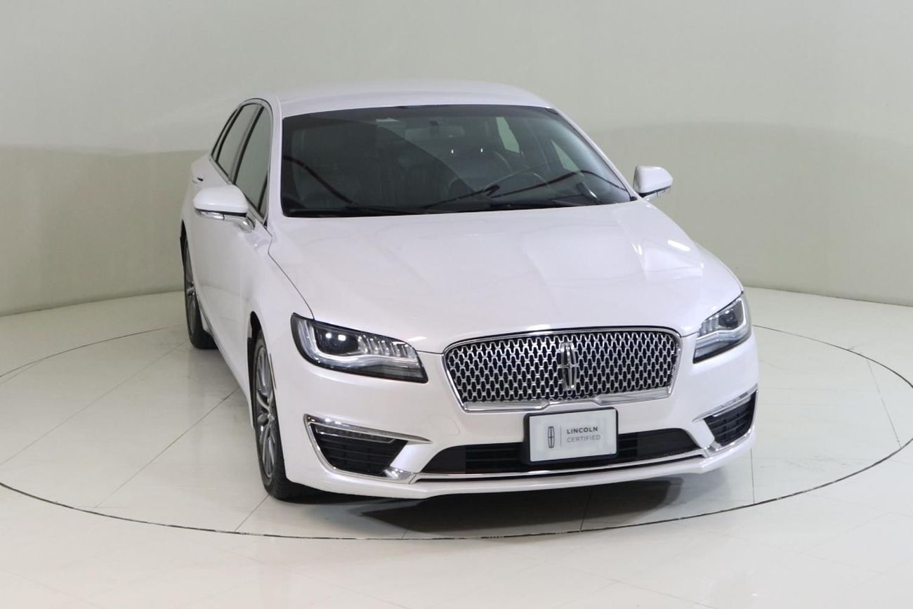 لينكولن MKZ Premier 2.0L (243 HP)