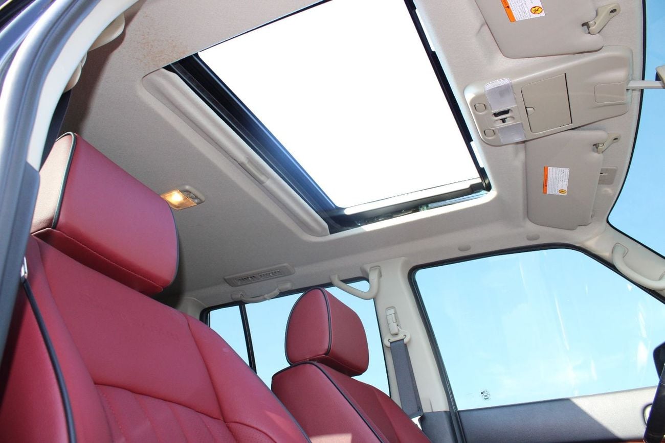 Nissan Patrol Super Safari Nissan Patrol Super Safari 2023 Model Year 4800VTC 4x4  Full Service done 5years Warranty 3Years Fre