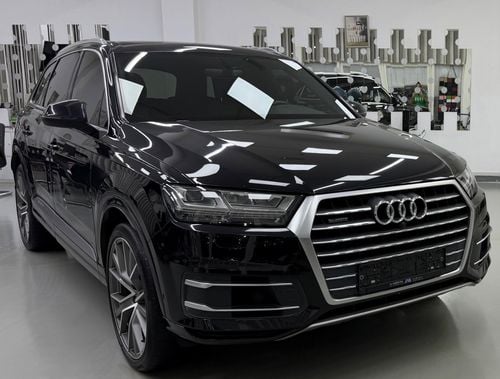 أودي Q7 55 TFSI GCC .. FSH .. S line .. Perfect Condition .. Top Range